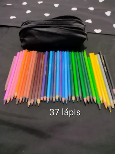 36 lápis de cor com estojo 
