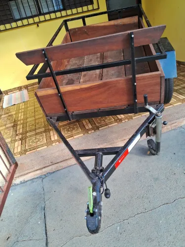 Carretinha Rebouque pronta para uso