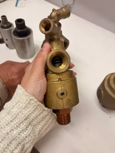 2 Uniões Rotativas 3/4" Latão - Marca JUPITER (Modelo D - Seminovas)