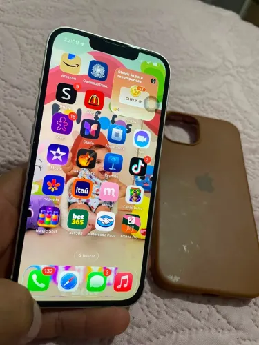 iPhone 13