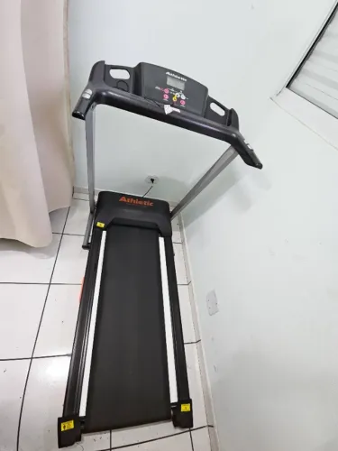 Esteira Ergométrica Athletic Speedy 12km/h 120kg Bivolt