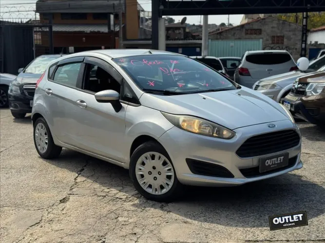 Ford Fiesta 1.5 16V Flex Mec. 5P 2015