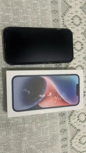 iPhone 13 - 128G - preto 