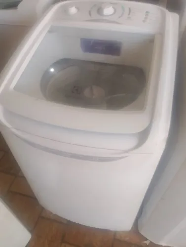 Vendo essa máquina Eletrolux 10 kg funcionando perfeitamente faço entrega