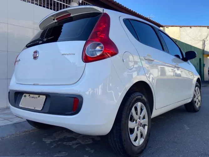 Fiat Palio Attractive 1.0 EVO Fire Flex 8V 5P 2016
