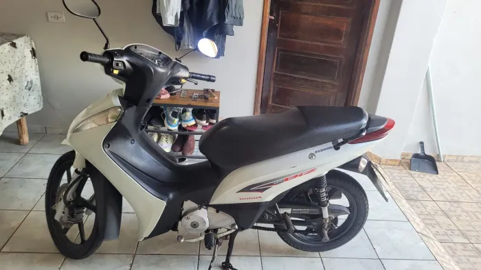 Honda Biz 125 completa com partida elétrica