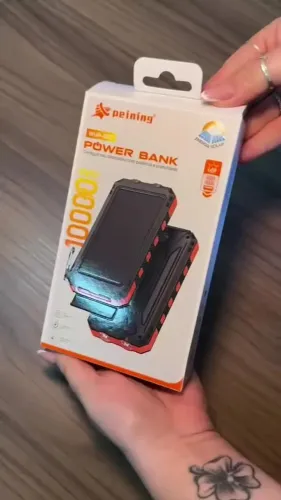 Carregador Portátil Power Bank Solar Peining WUP-822 (10.000 mAh) com lanterna LED integra