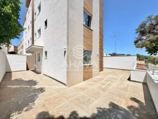 Área Privativa 2 Quartos à Venda, 133m², 1 Vaga, Bairro Candelária, próximo a Avenida Éric