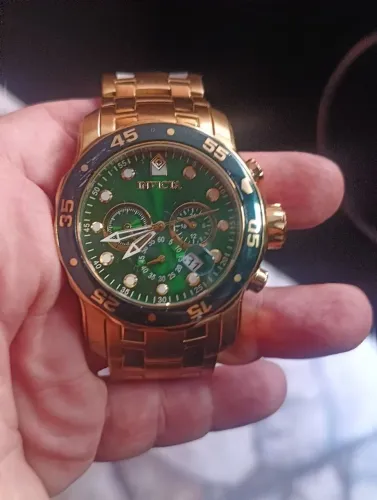 Relógio Invicta Dourado Fundo Verde Mod. 0075