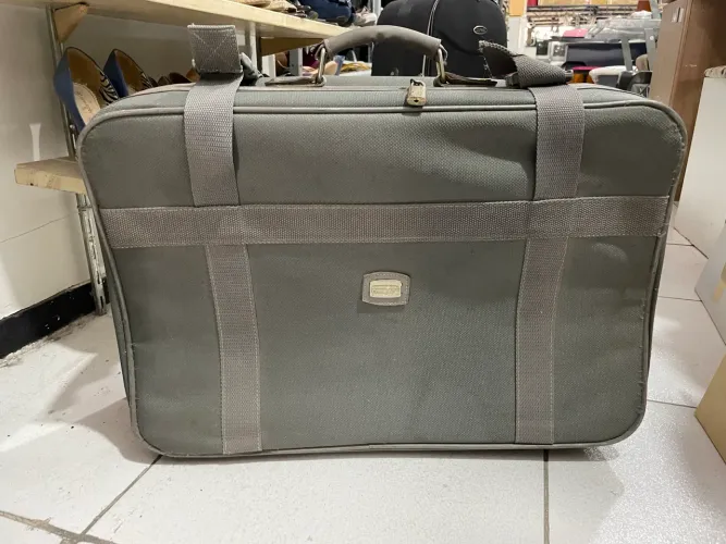 Mala de Viagem Vintage Cinza Cruzeiro Travel