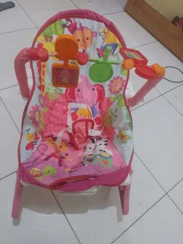 Cadeira de descanso infantil 