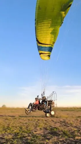 Voo de parapente (paratrike) Uberlândia