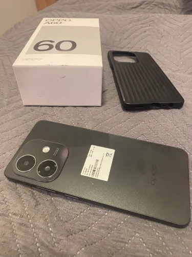 Celular OPPO A60 COM CAIXA COMPLETO