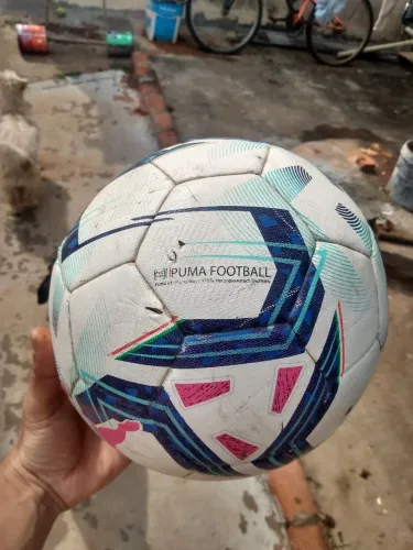 Bola puma campo