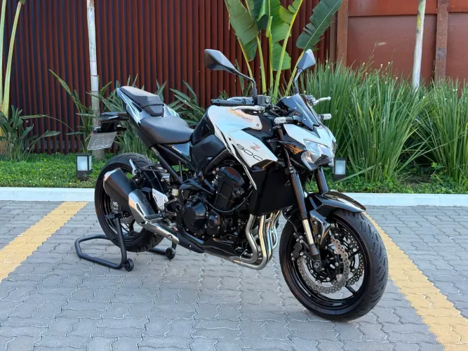Kawasaki Z900