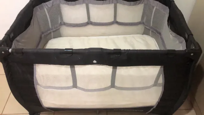 Vende-se berço Galzerano portátil com colchão