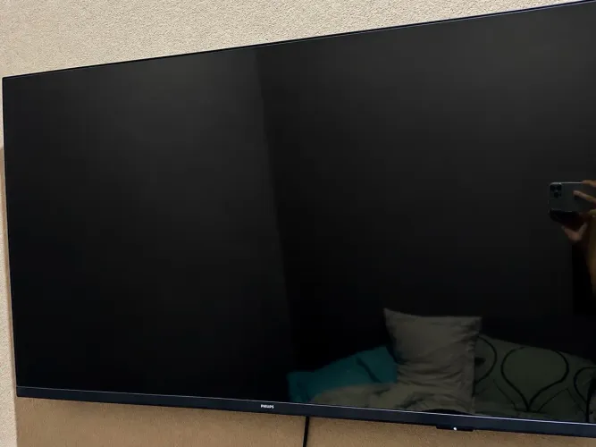 TV Philips 50 Polegadas Smart 4K - Pouco Uso, Impecável