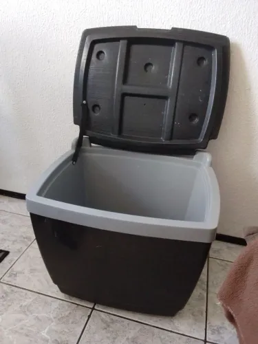 COOLER PARA BEBIDAS, REFRIGERAÇÃO E MAIS.
