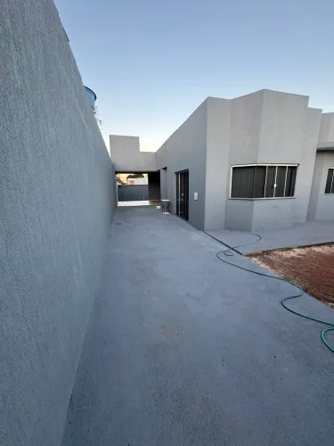Casa 2 quartos, 1 suite , 180m2 Rua 8 Residencial capri