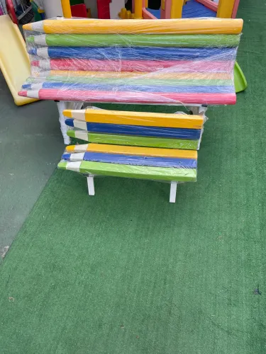 Banco lápis infantil