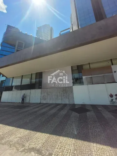 Alugue Loja / Salão com 270m² em Enseada do Suá por R$ 25.000,00  Imóvel Comercial em Vitó