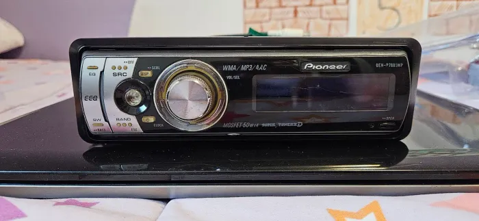 PIONNER Golfinho - DEH-P7880MP com Bluetooth