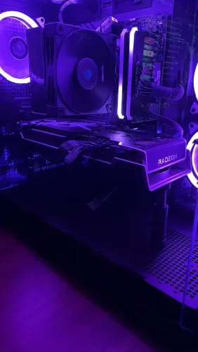 Placa de vídeo 6750Xt 12gb Gddr 6