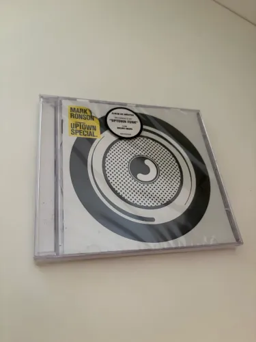 CD Mark Ronson - Uptown Special - Lacrado - Uptown Funk