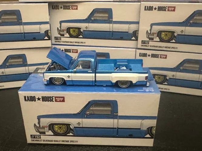 Kaido House Chevrolet Silverado Dually Vintage Spec V1