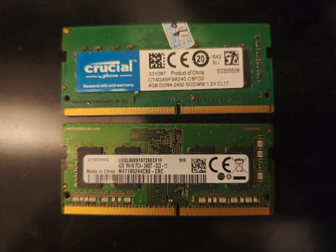 Dois pentes Memória RAM 4GB DDR4 SODIMM para notebook