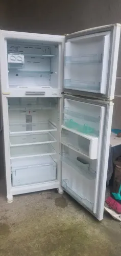 Geladeira Consul - Frost Free Bem Estar - Modelo: CRM50ABANA - Duplex 410 Litros
