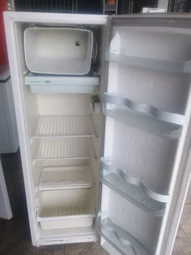 Geladeira à venda