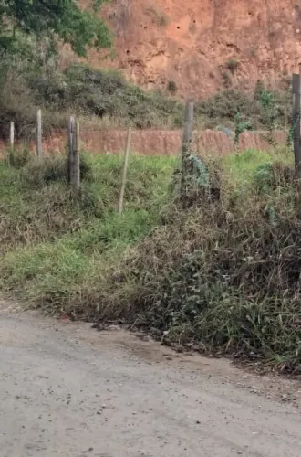 Terreno - Estrada Porto Velho - Jacareí - 634m².