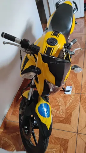 Moto Apache 2010, 150cc