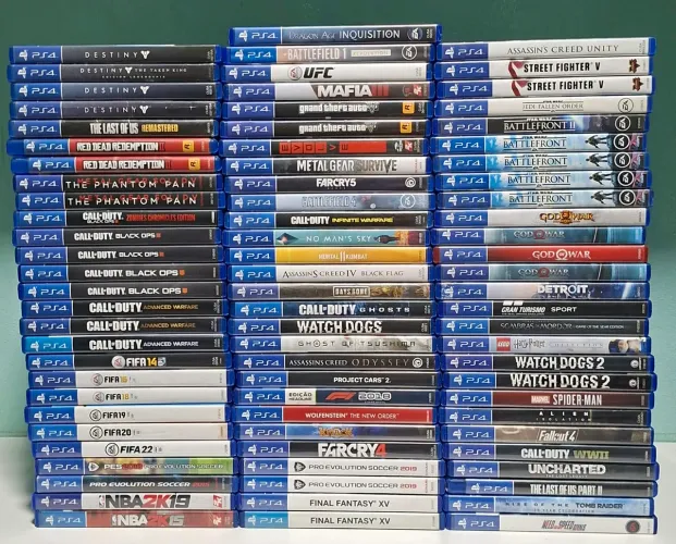 Lote com 95 jogos de ps4