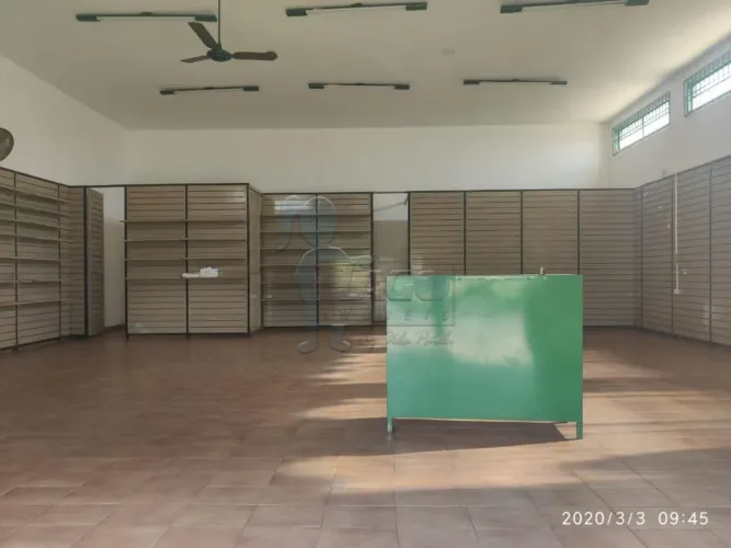 Comercial padrão Galpão - Armazém em Ribeirão Preto