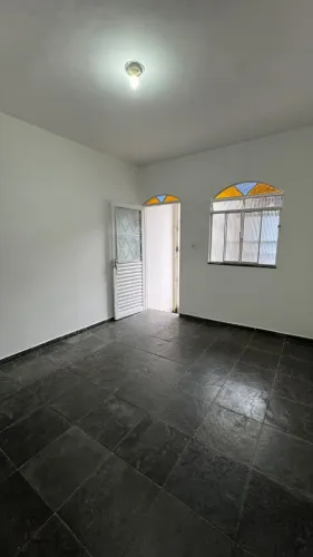 Casa 2 quartos grandes