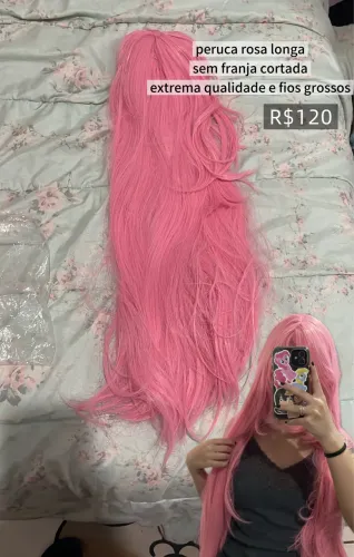 peruca longa rosa