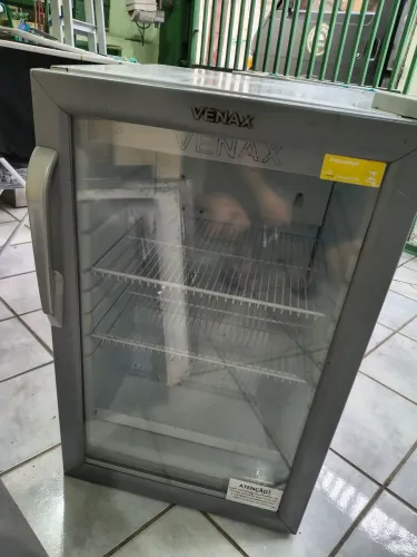 Geladeira, cervejeira venax com motor 12 volts, excelente oportunidade.