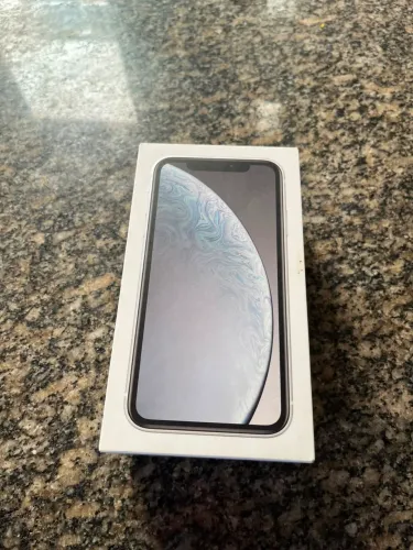iPhone XR 