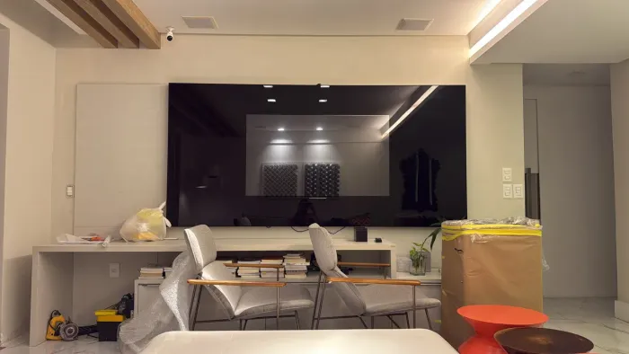 Painel Cinex Premium 2,50m + TV Sony 55?