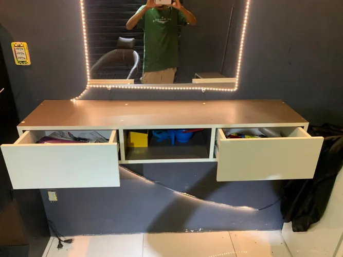 Bancada de Barbearia ?