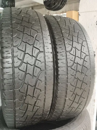 Pneus 225/60/17 Pirelli Scorpion - 90% Borracha, praticamente novos
