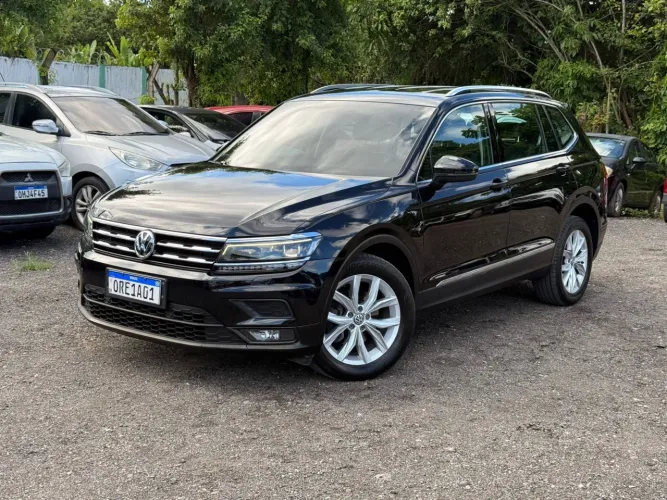 Volkswagen Tiguan Allspac Comf 250 TSI 1.4 Flex 2018