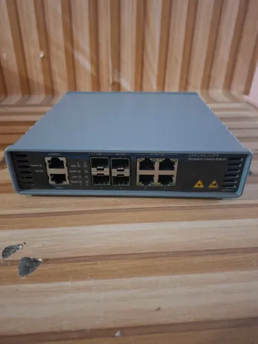 VENDO Switch Datacom DmSwitch 2104G2-EDD 8E1 (Series II) Gerenciável