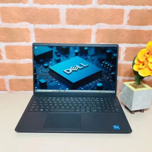 Notebook Dell i3 de 12ª Geração/ Ram 8GB/ Ssd 256GB/ FullHD/ Placa Intel Graphics 4GB
