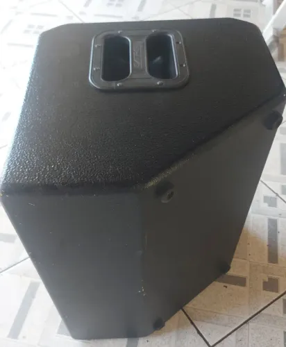 Caixa de retorno 250w Rms  