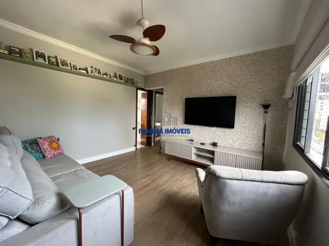 Apartamento à venda 2 quartos vaga demarcada Aparecida Santos/SP