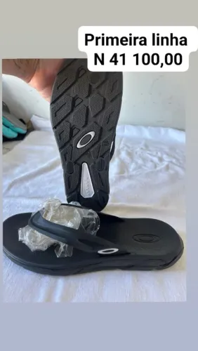 Chinelo oakley primeira linha N 41 42