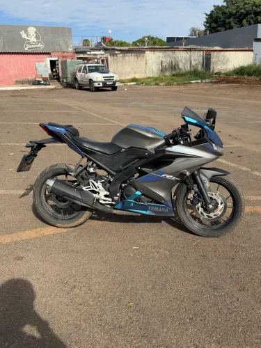 Yamaha YZF R15 ABS 2025 - Estado de Zero, Nunca Caiu - Aceito Troca e Parcelo 12x